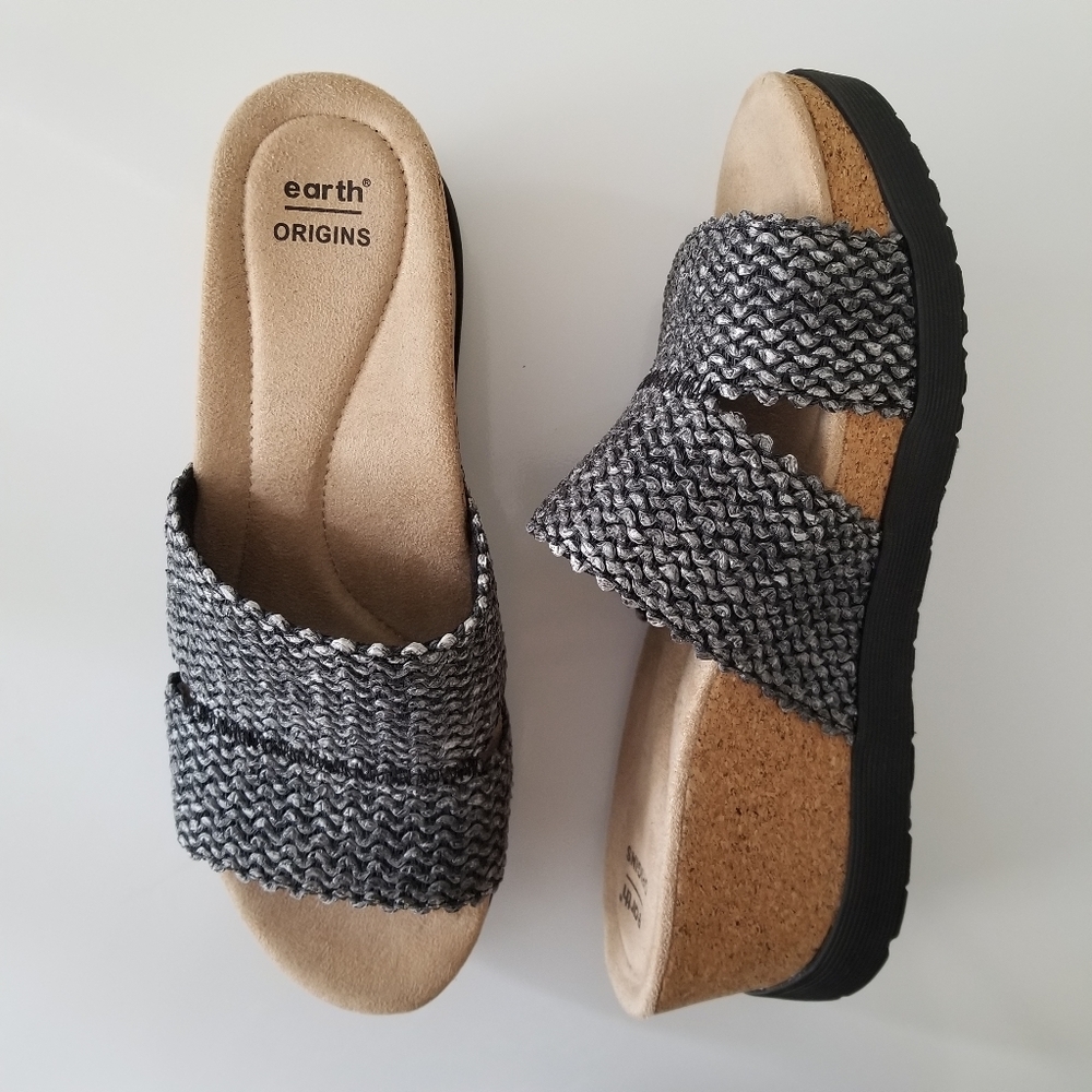 Earth Origins Tiarah Platform Sandals - Size 9 1/2